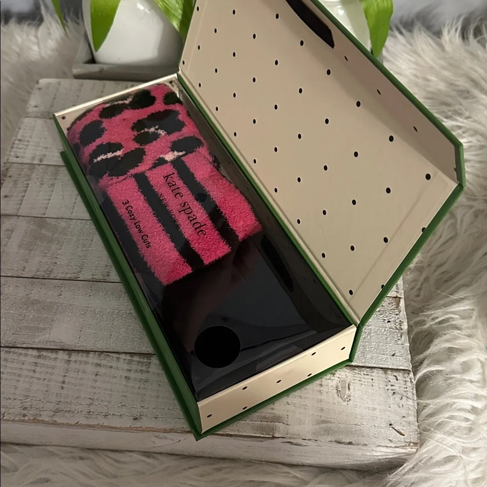 NIB Kate spade cozy fuzzy low cut socks box set